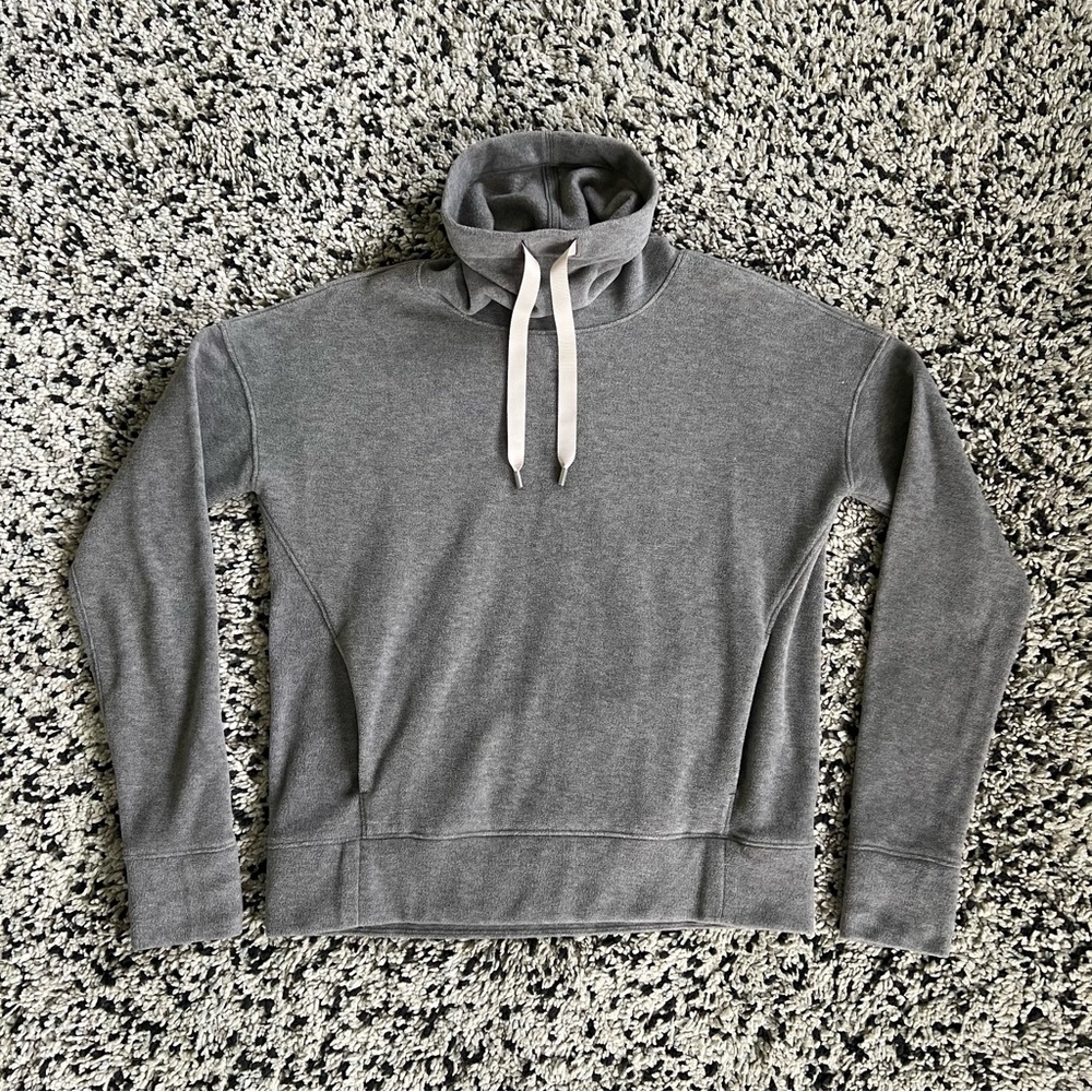 Lululemon Go Forward Fleece Pullover Sweater Light Grey Cowl Neck Women’s Size 4